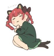 1girl :3 animal_ears barefoot black_bow blush bow braid cat_ears cat_tail chibi citrus_(place) closed_eyes dress extra_ears fetal_position green_dress kaenbyou_rin multiple_tails puffy_sleeves red_hair sleeping solo tail touhou twin_braids two_tails white_background // 612x634 // 76KB
